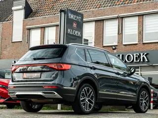 Foto 14 van SEAT Tarraco 1.4 TSI e-Hybrid PHEV Xperience PANO 20 INCH 360 CAMERA MEMORY STOEL DODEHOEK