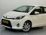 Foto 23 van Toyota Yaris 1.5 Full Hybrid Aspiration Camera Nieuwe APK + Beurt