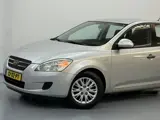Foto 23 van Kia Cee'd 1.6 X-tra Airco Trekhaak Nieuwe Apk