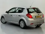 Foto 27 van Kia Cee'd 1.6 X-tra Airco Trekhaak Nieuwe Apk