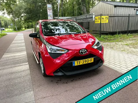 Toyota Aygo 1.0 VVT-i x-fun