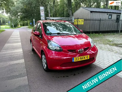 Toyota Aygo 1.0-12V +
