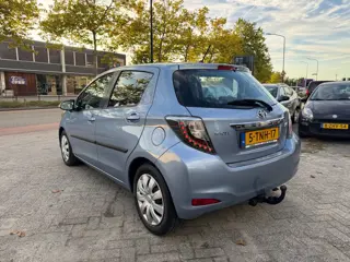 Foto 19 van Toyota Yaris 1.5 Full Hybrid Aspiration Clima Navi