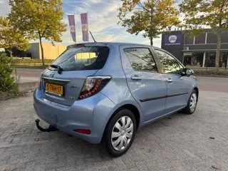 Foto 18 van Toyota Yaris 1.5 Full Hybrid Aspiration Clima Navi