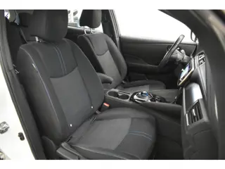 Foto 20 van Nissan Leaf Acenta 40 kWh 360° Camera (bj 2018, automaat)