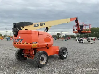 JLG 660SJ 4WD Diesel Telescopic Boom Lift (bj 2015)