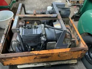 Deutz 2 cilinder Deutz F2l 1011 Compressor (bj 1995)