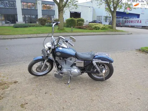 Harley Davidson Chopper XLH 883 Hugger