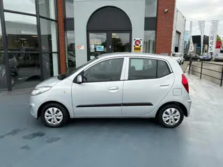 Foto 12 van Hyundai I10 1.2 Plus AIRCO RADIO CD/AUX/USB