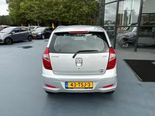 Foto 14 van Hyundai I10 1.2 Plus AIRCO RADIO CD/AUX/USB