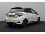 Foto 26 van Toyota Yaris 1.5 Hybrid Y20 Gold Edition 2018 | Trekhaak | Airco | Stoelverwarming | Cruise Control