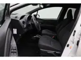 Foto 22 van Toyota Yaris 1.5 Hybrid Y20 Gold Edition 2018 | Trekhaak | Airco | Stoelverwarming | Cruise Control