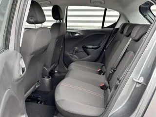 Foto 13 van Opel Corsa Edition 1.4 90pk | ALL SEASON BANDEN | TREKHAAK | APPLE CARPLAY / ANDROID AUTO | PARKEERS