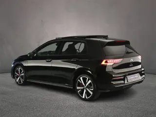 Foto 19 van Volkswagen Golf GTE 1.5 TSI eHybrid 272pk DSG Automaat, Trekhaak, Panoramadak, 360 camera, Stoelverw