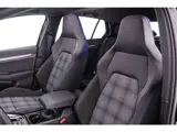 Foto 27 van Volkswagen Golf GTE 1.5 TSI eHybrid 272pk DSG Automaat, Trekhaak, Panoramadak, 360 camera, Stoelverw