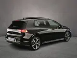 Foto 24 van Volkswagen Golf GTE 1.5 TSI eHybrid 272pk DSG Automaat, Trekhaak, Panoramadak, 360 camera, Stoelverw