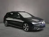 Foto 22 van Volkswagen Golf GTE 1.5 TSI eHybrid 272pk DSG Automaat, Trekhaak, Panoramadak, 360 camera, Stoelverw