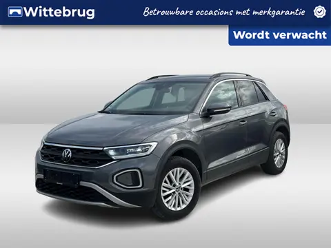 Volkswagen T-Roc 1.5 TSI 150pk DSG Life / Virtual Cockpit Pro / Navigatie / App-Connect / Camera / S