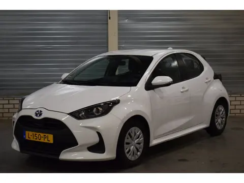 Toyota Yaris 1.5 Hybrid Active + Camera|Navigatie|Bluetooth|Climate Control|Dealer Onderhouden|