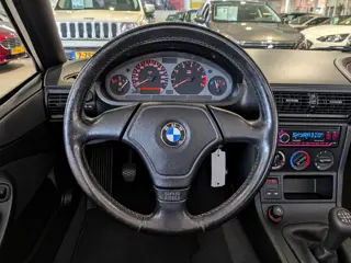 Foto 18 van BMW Z3 Roadster 1.8 NAP, Stuurbekrachtiging (bj 1996)