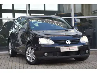 Volkswagen GOLF 1.4 Trendline | CarPlay | Airco | Cruise | PDC | Navi | Stoelverw.
