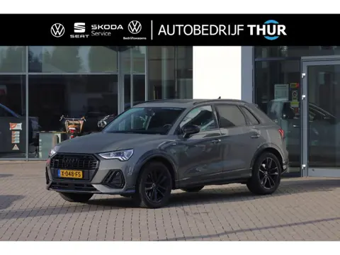 Audi Q3 40 TFSI quattro edition one 190PK / 140kW DSG, S-Line in- en exterieur, LED Matrix koplampen