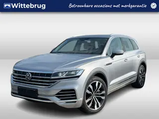 Volkswagen Touareg 3.0 TSi eHybrid 381pk 4MOTION Elegance / Panorama dak / Luchtvering / Zwenkbare t