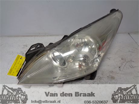 Peugeot 5008 2009-2013 Koplamp links