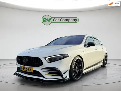 Mercedes-Benz A-klasse 200 Business Solution AMG | UNIEK | Uitlaatsysteem | Volledig Amg aangepast |