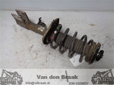 Peugeot 3008 1.6 THP 2009-2016 Veerpoot rechts voor