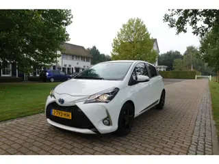 Toyota Yaris 1.5 Hybrid Y20 | Camera | Stoelverwarming | Climate Control |