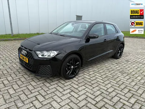 Audi A1 Sportback 25 TFSI Pro Line , Black Edition Sport Back , Carplay