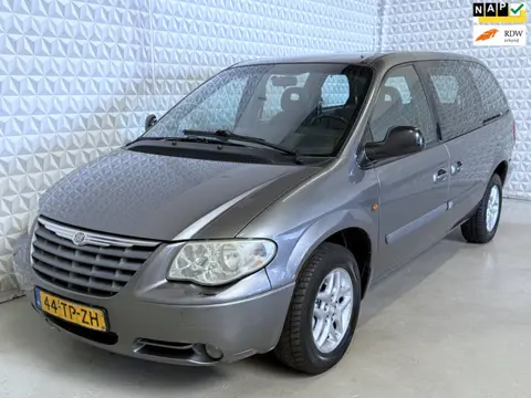 Chrysler Grand Voyager 3.3i V6 *Stow 'n Go* + APK 10-2027! (2007)
