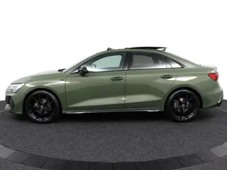 Foto 14 van Audi A3 Limousine 35 TFSI S edition | S-Line | Panoramadak | Sonos | RS-Velgen | Carplay | Stoelverw