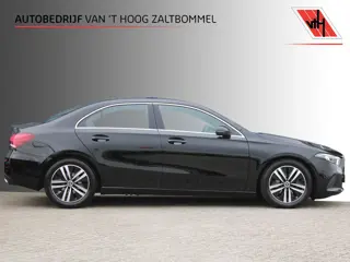 Mercedes-Benz A-Klasse 180 AUT7 Luxury Line LEDER SFEER CARPLAY