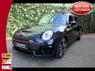 MINI Clubman 2.0 JCW ALL4 Chili F54 LCI NL-auto, 306pk, Pano, HK, HUD, A.cam en 19"