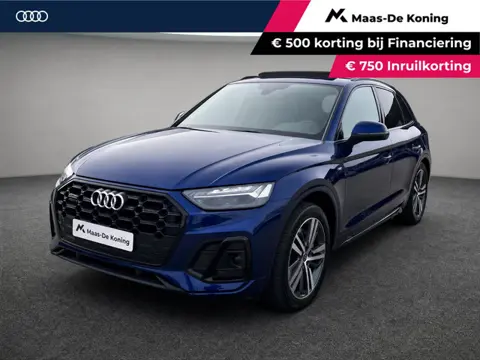 Audi Q5 50 TFSIe 299PK S-tronic S Line · Panoramadak · Camera ·  Luchtvering · Apple/Android Car Pla