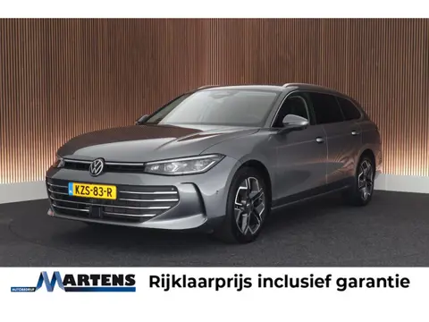 Volkswagen Passat Variant 1.5 eTSI 150pk DSG Elegance Business Trekhaak Leder Harman/Kardon 360Camer