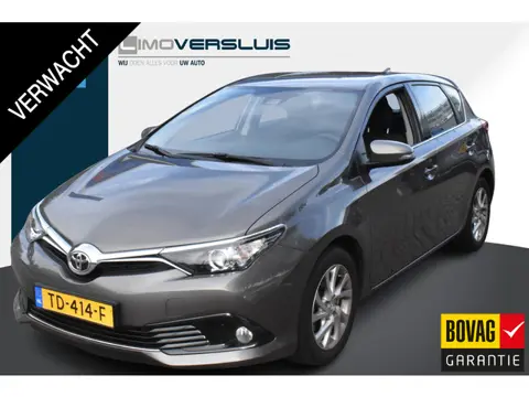 Toyota Auris 1.2T Energy | 100% Dealer Onderhouden | Navi | Cruise | 12 mnd BOVAG garantie | Whatsap