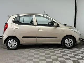 Foto 17 van Hyundai i10 1.1 i-Drive Cool 5-drs Airco Elek. Pakket NL Auto