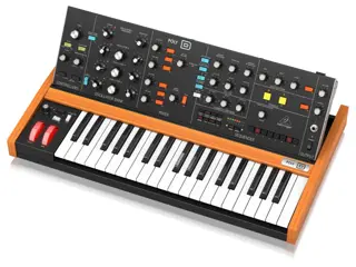Behringer Poly D
