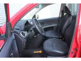 Foto 25 van Hyundai I10 1.1 69pk i-Drive Cool NL-Auto NAP 1e Eigenaar