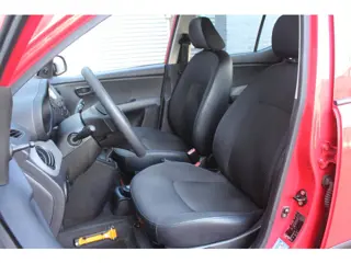 Foto 14 van Hyundai I10 1.1 69pk i-Drive Cool NL-Auto NAP 1e Eigenaar