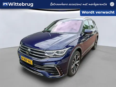 Volkswagen Tiguan Allspace 1.5 TSI 150pk R-Line Business+ 7persoons DSG Automaat / Panoramadak / Cam