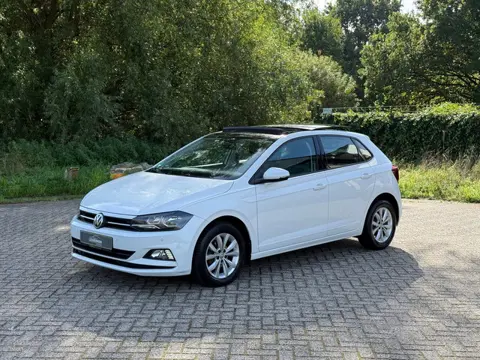 Volkswagen Polo 1.0 TSI Highline PANO I 1E EIG I CAMERA I PDC I CARPLAY I ZEER MOOI