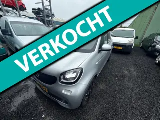 Smart Forfour 1.0 Passion ! goed lezen meeneemprijs ! voor de handige harry!