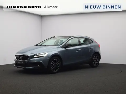 Volvo V40 Cross Country T3 152PK Edition+ / Adaptive Cruise / BLIS / Leder / Parkeerverwarming / Pan