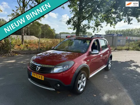 Dacia Sandero 1.6 Stepway LEUKE AUTO RIJDT EN SCHAKELT GOED