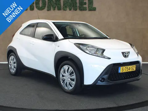 Toyota Aygo X 1.0 VVT-i MT Play - ORIGINEEL NEDERLANDSE AUTO - AIRCO - ADAPTIEVE CRUISE CONTROL - AP