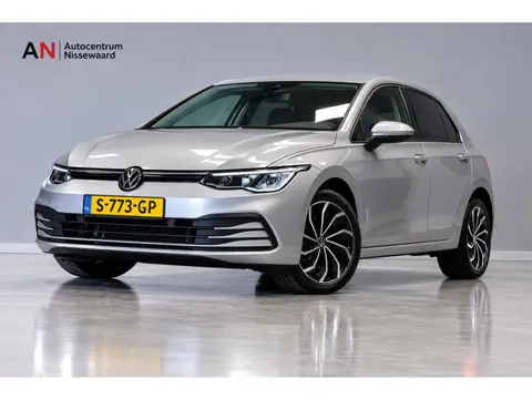 Volkswagen Golf 1.0 TSI Life |Carplay|Adaptive|